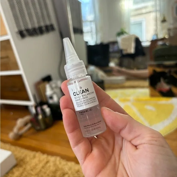 NWT Naturelab Perfect Clean Scalp Balancing Sake Rinse 20ml - Picture 2 of 7